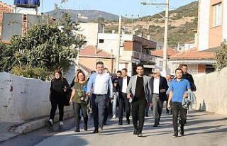 Bayraklı’ya bir ayda 500 ton asfalt