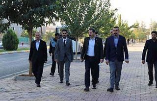 Belediye başkanı vatandaşı dinledi