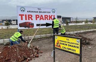 Belediye ekiplerinden otogar ve etrafında çevre...