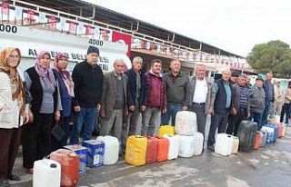 Belediyeden çiftçiye mazot ve direk desteği