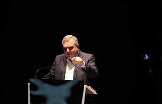 Beyazgül, daire başkanları ve çalışanlarla toplantı...