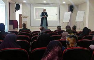 Bingöl’de ’Aile Okulu’ projesi eğitimleri...