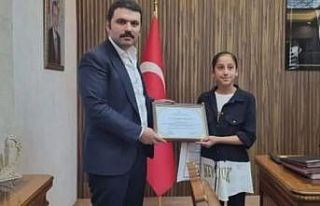 Bingöl’de en çok kitap okuyan öğrencilere ödül...