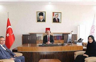 Bingöllü öğrenci "Bana Maviyi Anlat’ şiiriyle...