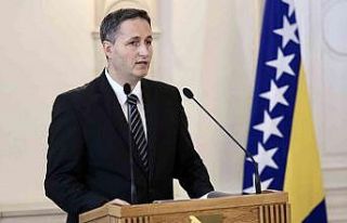 Bosna Hersek’te devletin zirvesinde görev değişimi