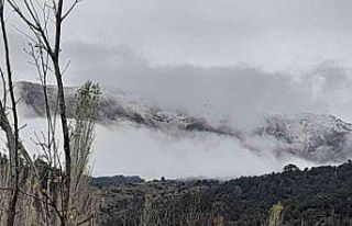 Bozdağ ve Karkın Dağı’nda mevsimin ilk karı...