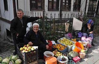 Bu pazarda alın teri var