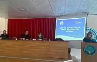 Burhaniye Belediyesinden üniversitelilere çevre...