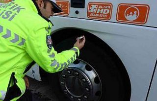 Bursa Valiliği’nden kış lastiği uyarısı