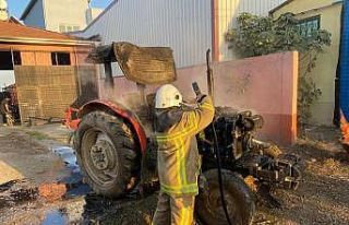 Bursa’da traktör alev alev yandı