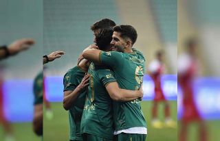 Bursaspor sahasında Düzcespor’u konuk edecek