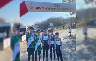 Büyükşehir kros sporcularının performansı göz...