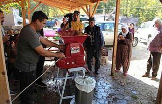 Büyükşehir makine hibeleriyle vatandaşın işini...