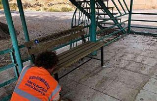 Büyükşehir’den bank ve piknik masası desteği