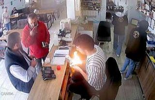 Çakmak gazı doldururken yaşanan patlama kamerada