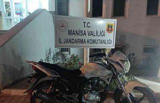 Çalınan motosiklet jandarma tarafından bulunarak...