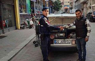 Çalıştıkları yerlerden hırsızlık yaptılar