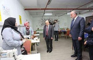 CAMEK gönüllere dokunuyor