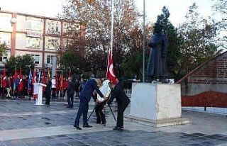 Çanakkale’de Öğretmenler Günü kutlandı