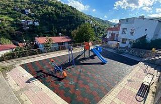 Canik’te parklar çocuklar için hazır