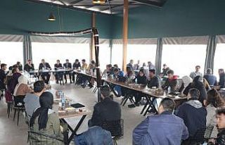 Canpolat üniversite öğrencileriyle buluştu