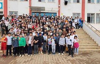 Celal Kadooğlu öğretmenleri unutmadı