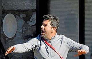 Çeşme Belediyespor, Teknik Direktör Karatepe ile...