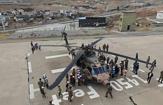 Cizreli çocuklar askeri kışlayı gezdi