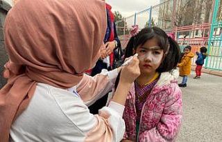 Çocuklar, ’Çocuk Hakları Günü’nde Doyasıya...