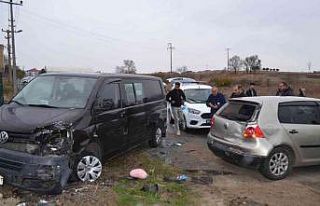 Çorlu’da sağanak yağış kazaları beraberinde...