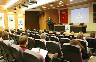 DENİB Akademi’den diksiyon ve hitabet eğitimi