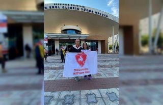 Denizlili sporcu attığı kulaçlarla 2 ödül kazandı