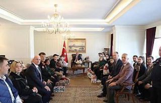 Derece elde edenlere ödülleri verildi