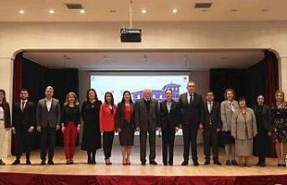 DEÜ’de Öğretmenler Günü töreni