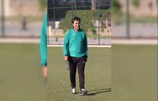 Develigücü Antrenörü Sebahattin Tekin istifa etti