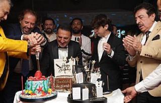 Doğum gününe ünlüler akın etti