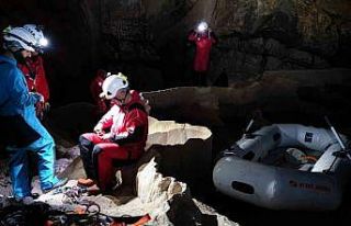 Dünya’nın 3’üncü büyük yeraltı gölünde...