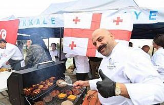 Dünyanın dört bir yanından gelen ünlü şefler,...