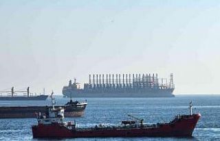 Dünyanın en büyük enerji gemisi İstanbul’da