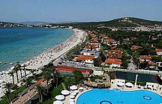 Dünyanın önde gelen turizm fuarında Çeşme tanıtıldı