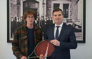 Edremit Belediye Başkan Yardımcısı Tayfun Canlı’...