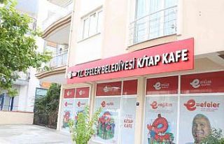 Efeler’de 7’nci Kitap Kafe kapılarını açmak...