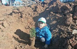 Eğirdir’de 2 bin fidan toprakla buluştu