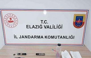 Elazığ’da ruhsatsız silah ele geçirildi
