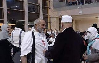 Elazığ’da umre kafilesi dualarla uğurlandı