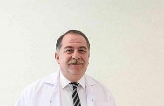 Enkaz altından çıkartılan yaralılara yapılması...