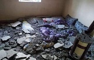 Eruh’ta evin tavanındaki betonlar düştü, anne...