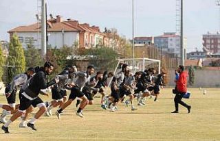 Eşin Group Nazilli Belediyespor, Isparta deplasmanı...