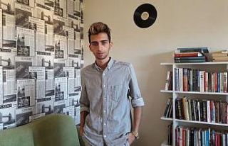 Eski sevgilisini darp ettiği iddia edilen şarkıcı...