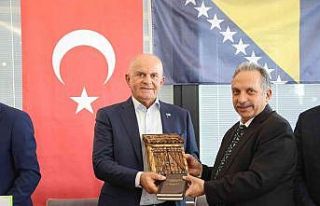 “Evlad-ı Fatihan’a hizmet görevimizdir”
